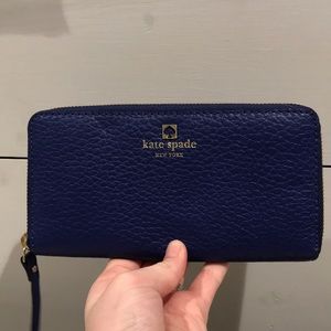royal blue kate spade wallet❤️
